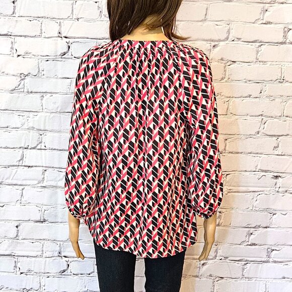 BANANA REPUBLIC - Navy blue/hot pink chevron print 3/4 sleeve blouse - Picture 6 of 10